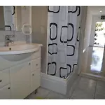 Geraeumige Mit Meerblick By Interhome דירה