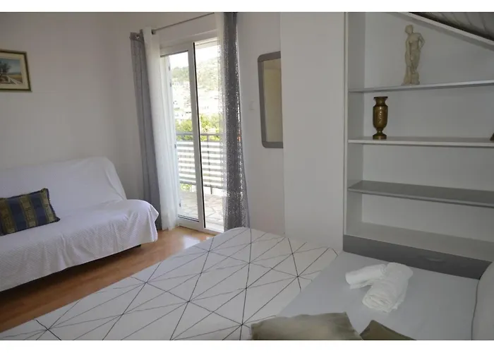 Geraeumige Mit Meerblick By Interhome Appartamento Marina