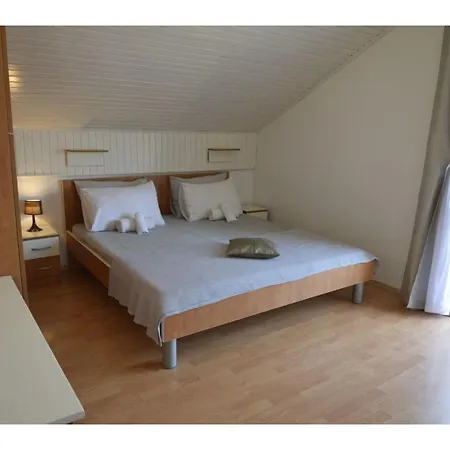 Geraeumige Mit Meerblick By Interhome * Marina